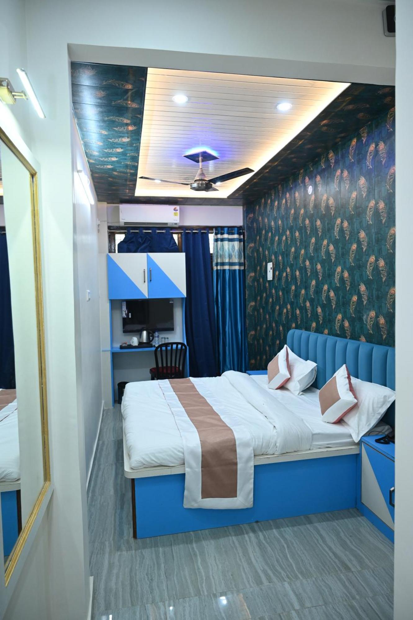 Sun High Stay Luxury Guest House Varanasi Eksteriør bilde